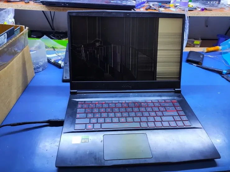 MSI GF65 Thin - wymiana matrycy w laptopie